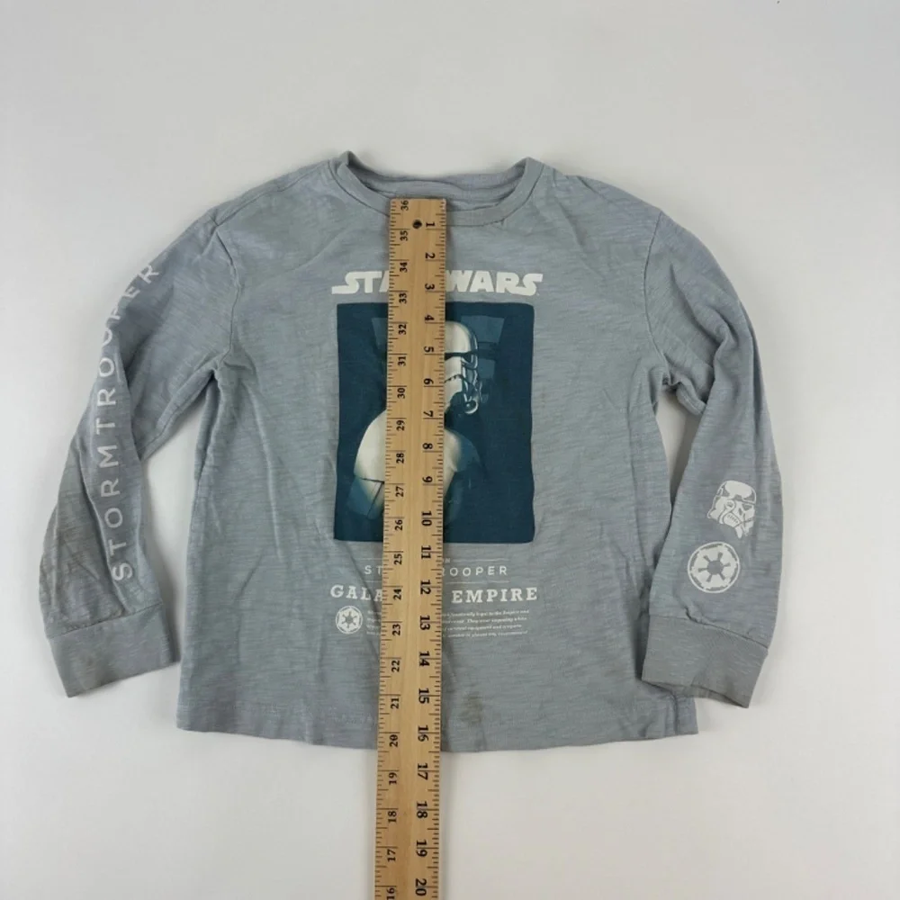 Gap Star Wars Tshirt Boys Small Gray Storm Trooper